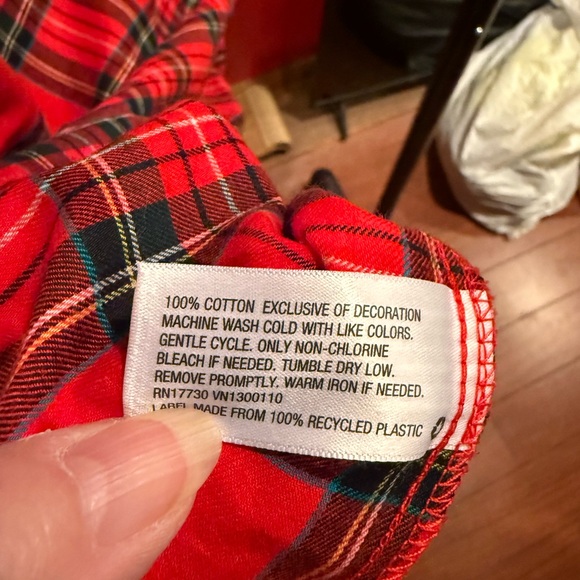 Target Red Plaid 2-Piece Pajama Set - Picture 3 of 3